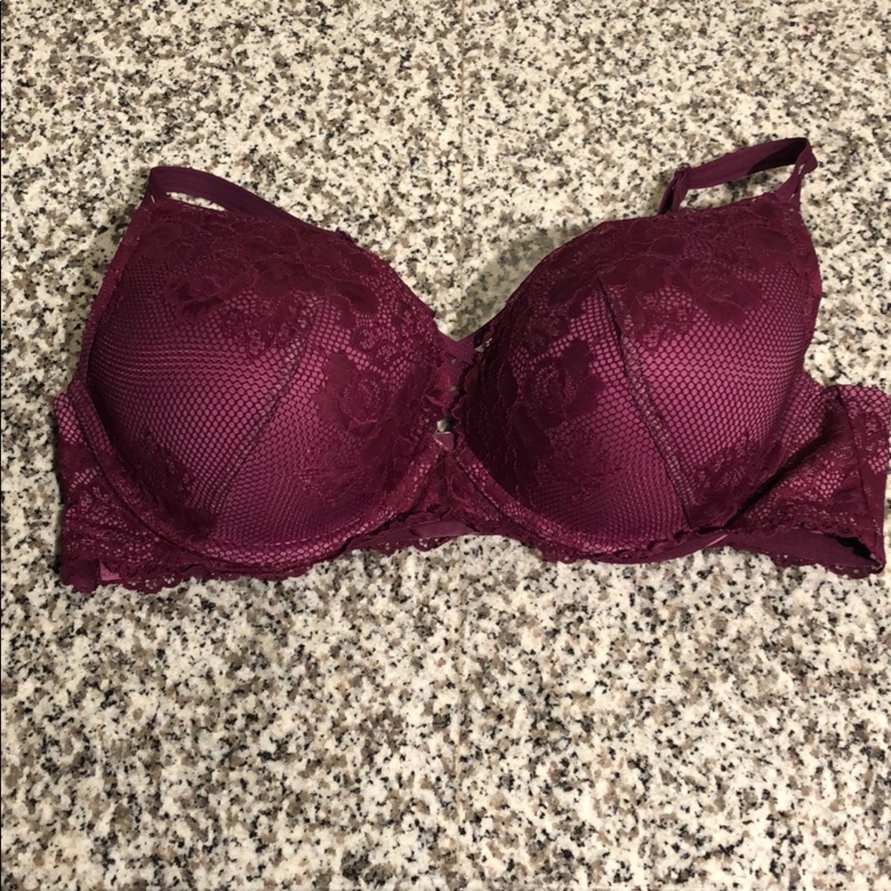 Torrid lace bra in new condition!